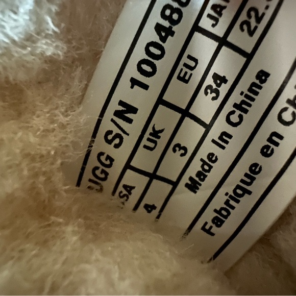 Limited Edition Purple Sequin Uggs - Picture 2 of 4